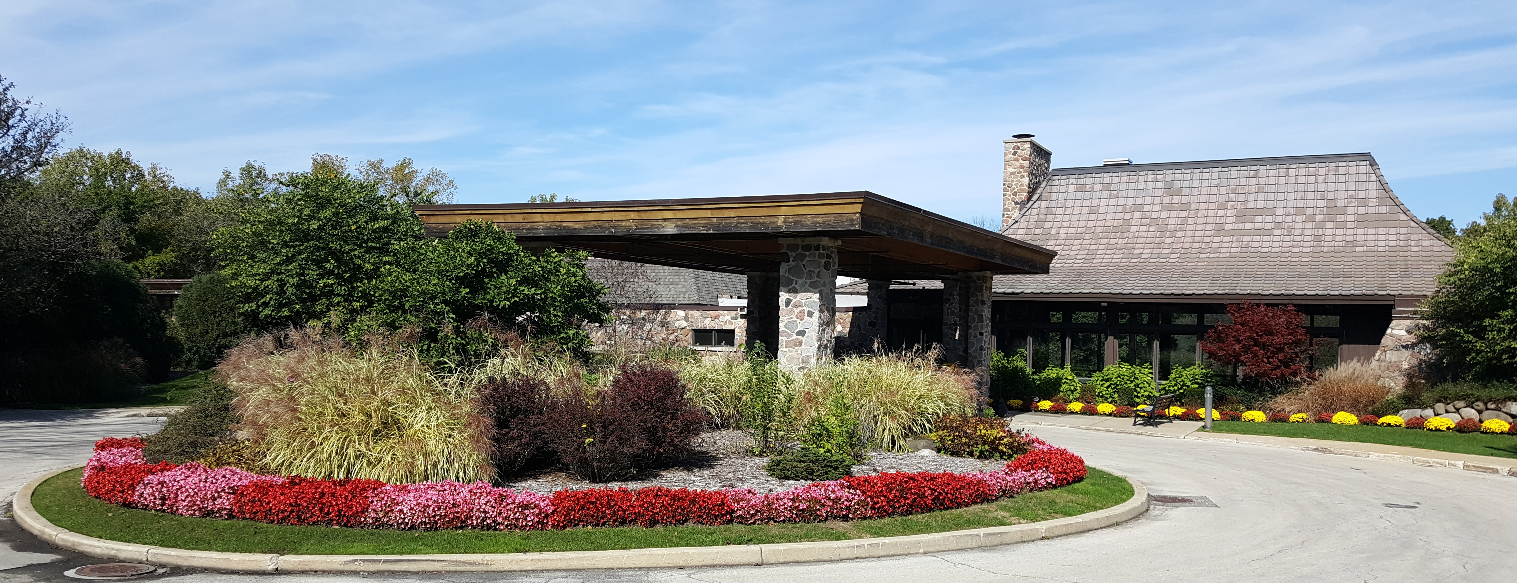 Oak Brook Bath & Tennis Club